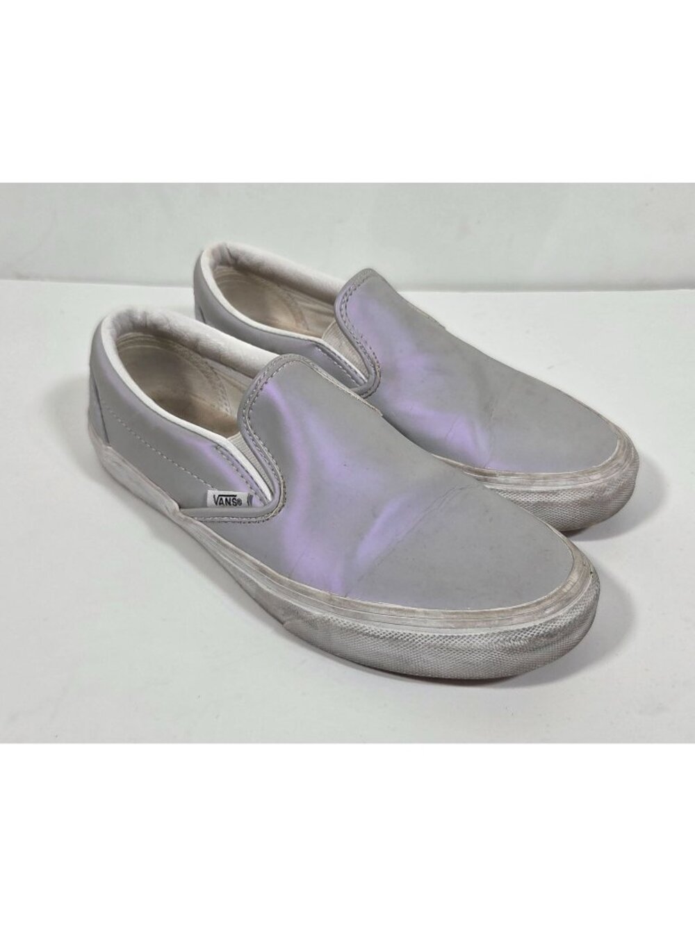 Vans Unisex Slip-On Silver iridescent Sneaker Shoes (Size 7 Men 8.5 Women)